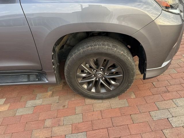 Used 2021 Lexus GX 460 Premium w/ Premium Package image 17