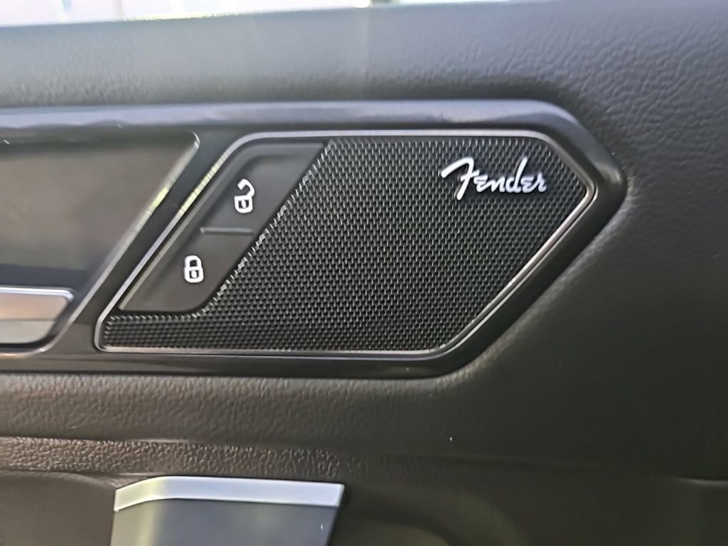 Used 2024 Volkswagen Tiguan SEL R-Line image 15