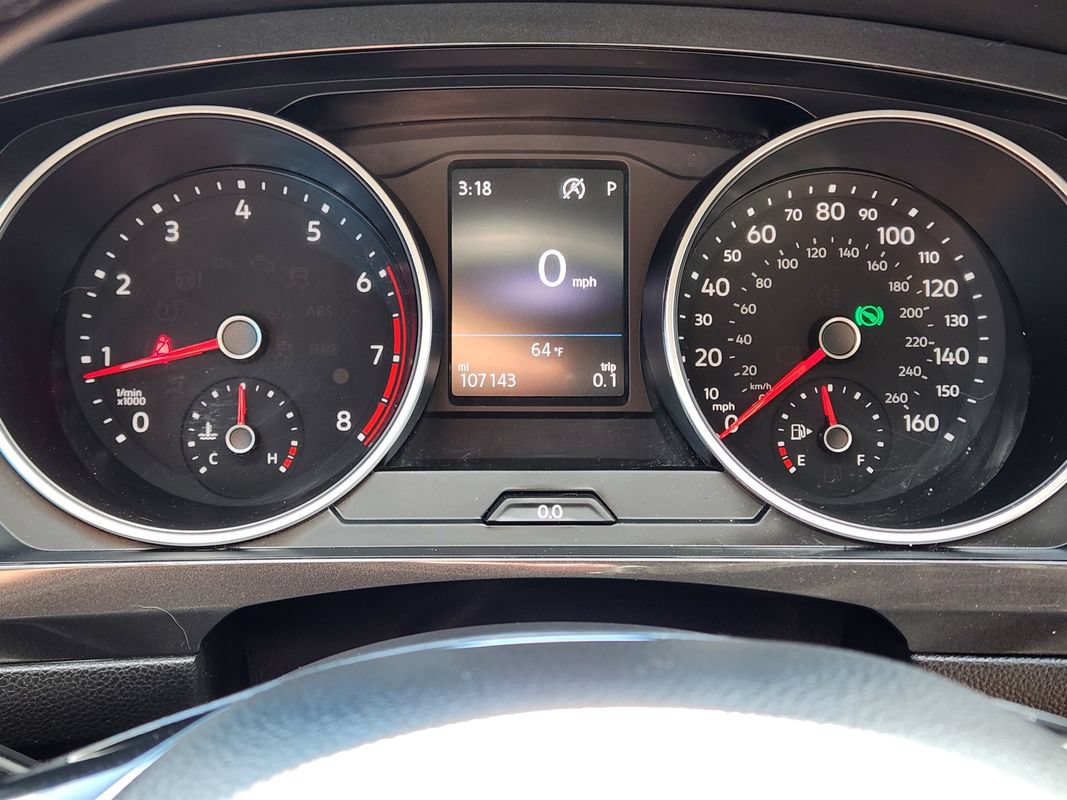 Used 2018 Volkswagen Tiguan SE AWD/4WD image 19