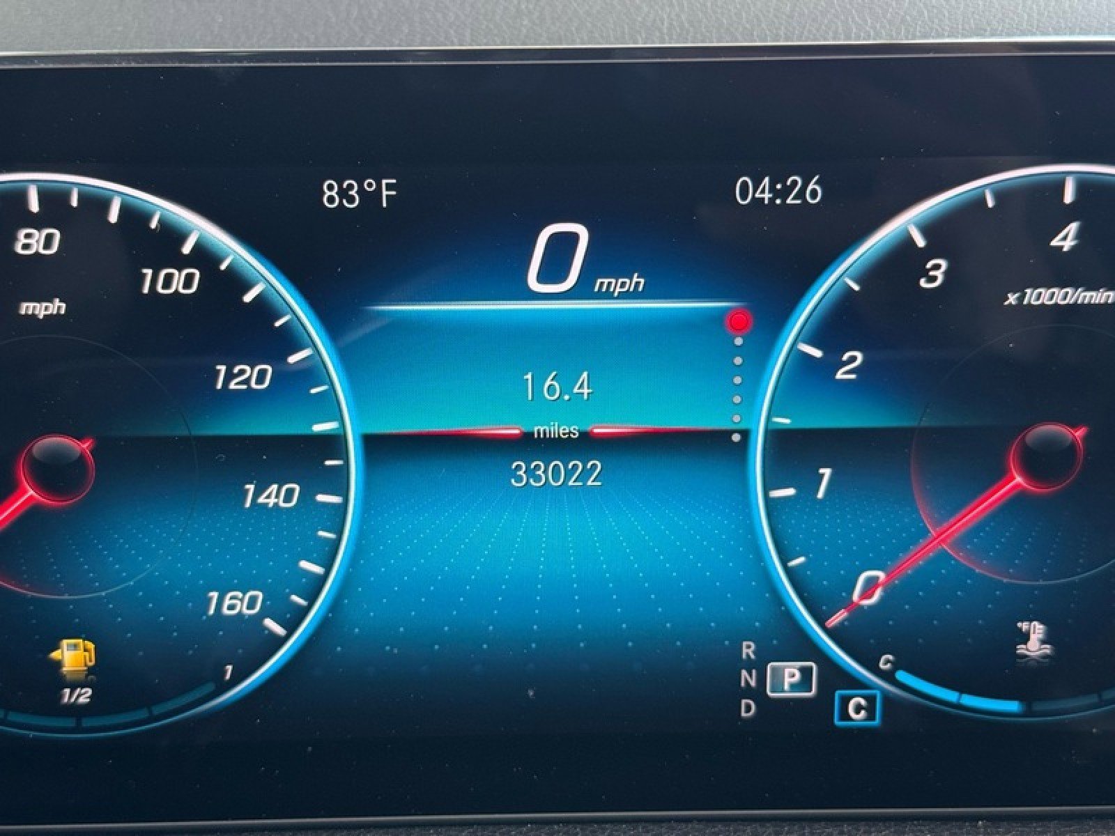 Certified 2022 Mercedes-Benz GLB 250 4MATIC w/ Premium Package Lite image 31