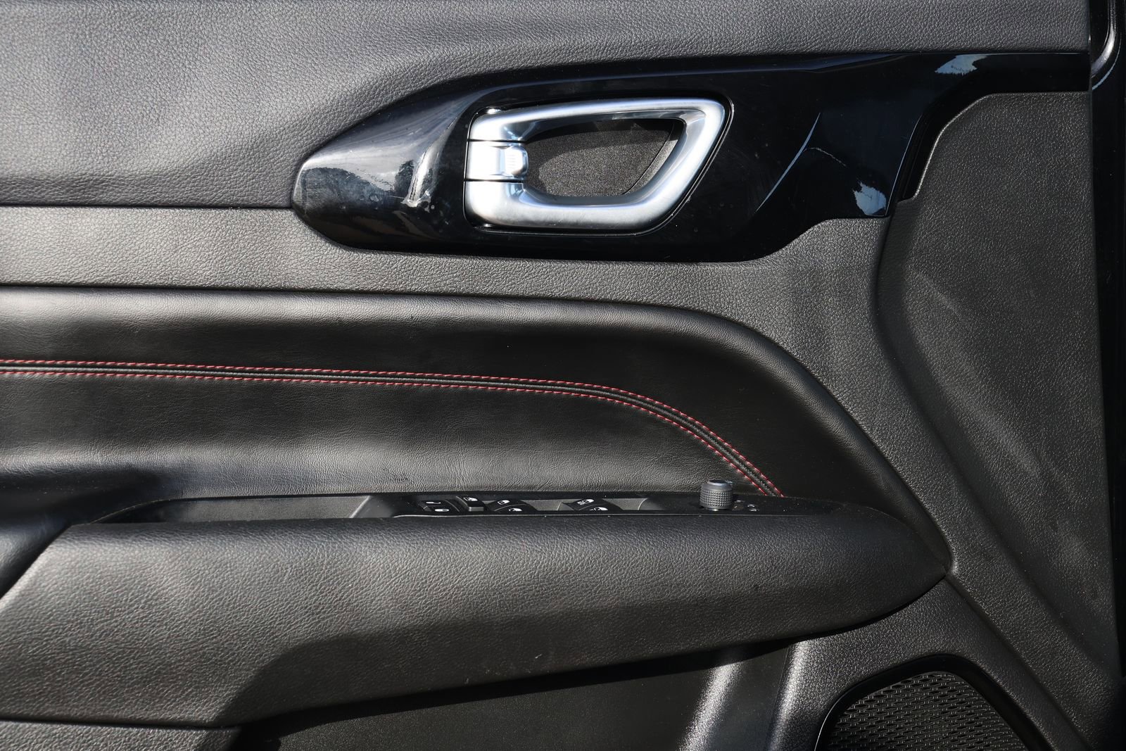 Used 2024 Jeep Compass Trailhawk image 26