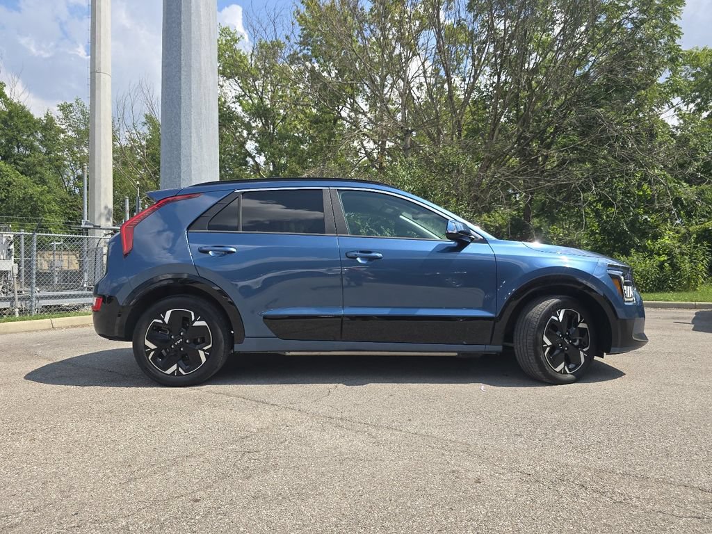 Used 2024 Kia Niro Wind w/ Wind Preserve Package FWD image 16