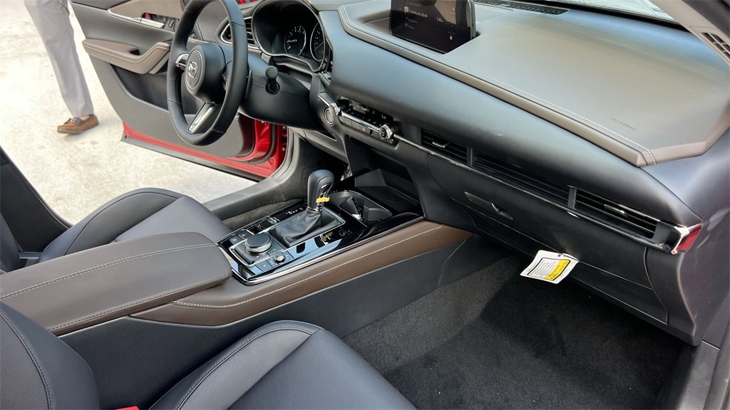 New 2025 MAZDA CX-30 2.5 Turbo w/ Premium Package image 32