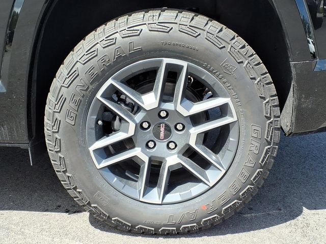 New 2026 GMC Terrain AT4 w/ Technology Package II AWD/4WD image 6