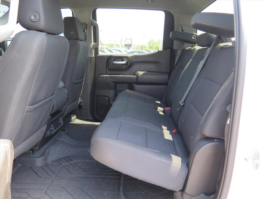 Used 2022 Chevrolet Silverado 1500 Custom image 16