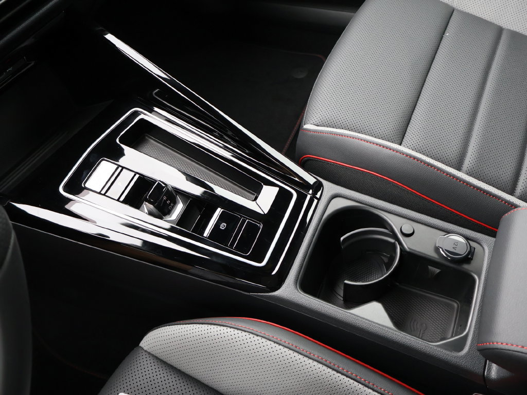 New 2026 Volkswagen GTI Autobahn FWD image 18