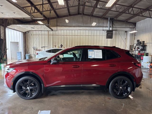 Used 2021 Buick Envision Essence w/ Sport Touring Package FWD image 4