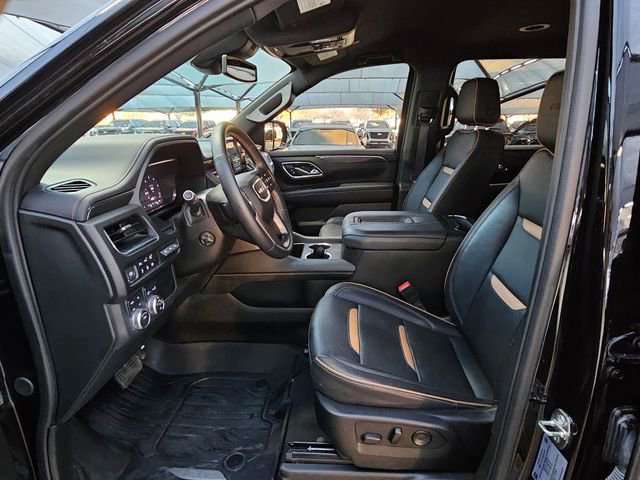 Used 2024 GMC Yukon AT4 w/ Technology Package image 8