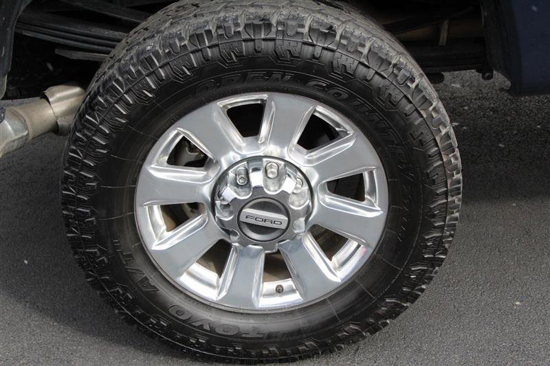 Used 2019 Ford F350 Platinum w/ Platinum Ultimate Package image 29