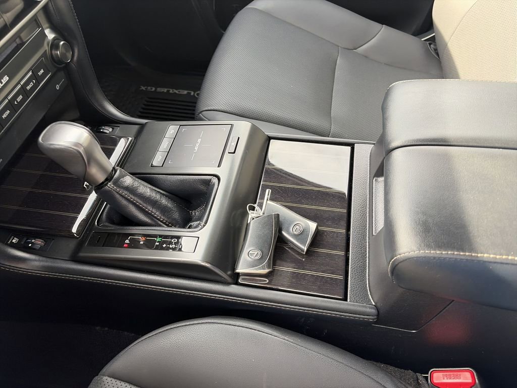 Used 2023 Lexus GX 460 Premium w/ Premium Package image 21