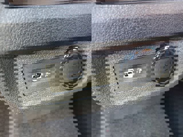 Certified 2023 Volkswagen Tiguan SE R-Line AWD/4WD image 12