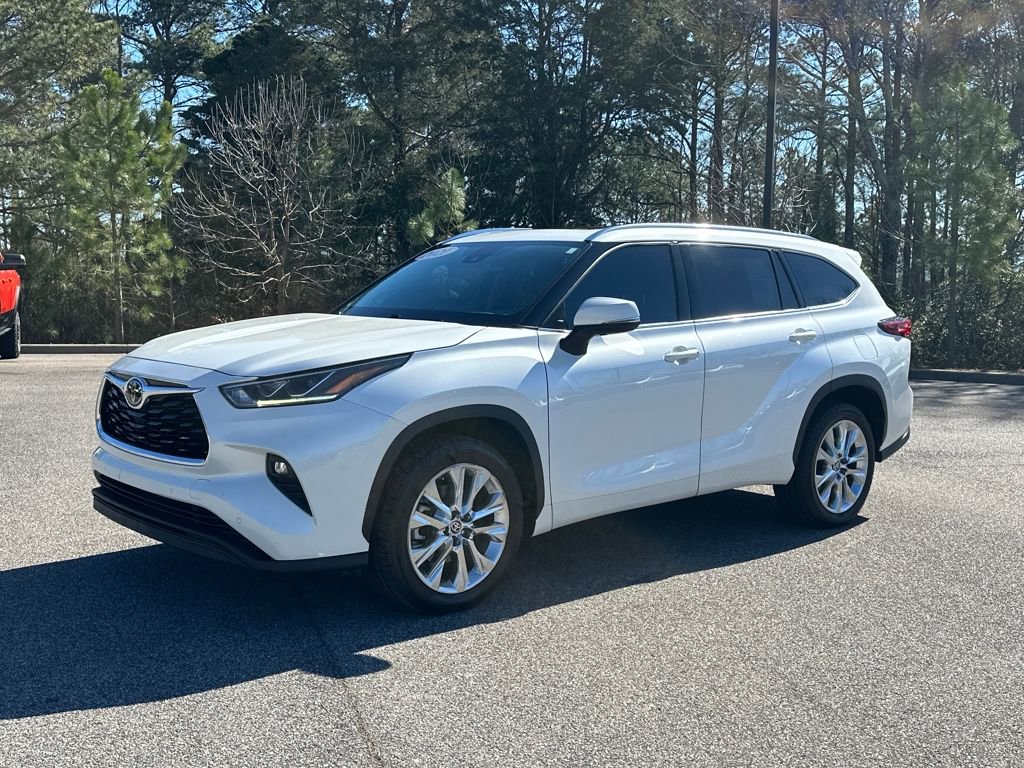Used 2021 Toyota Highlander Limited image 5
