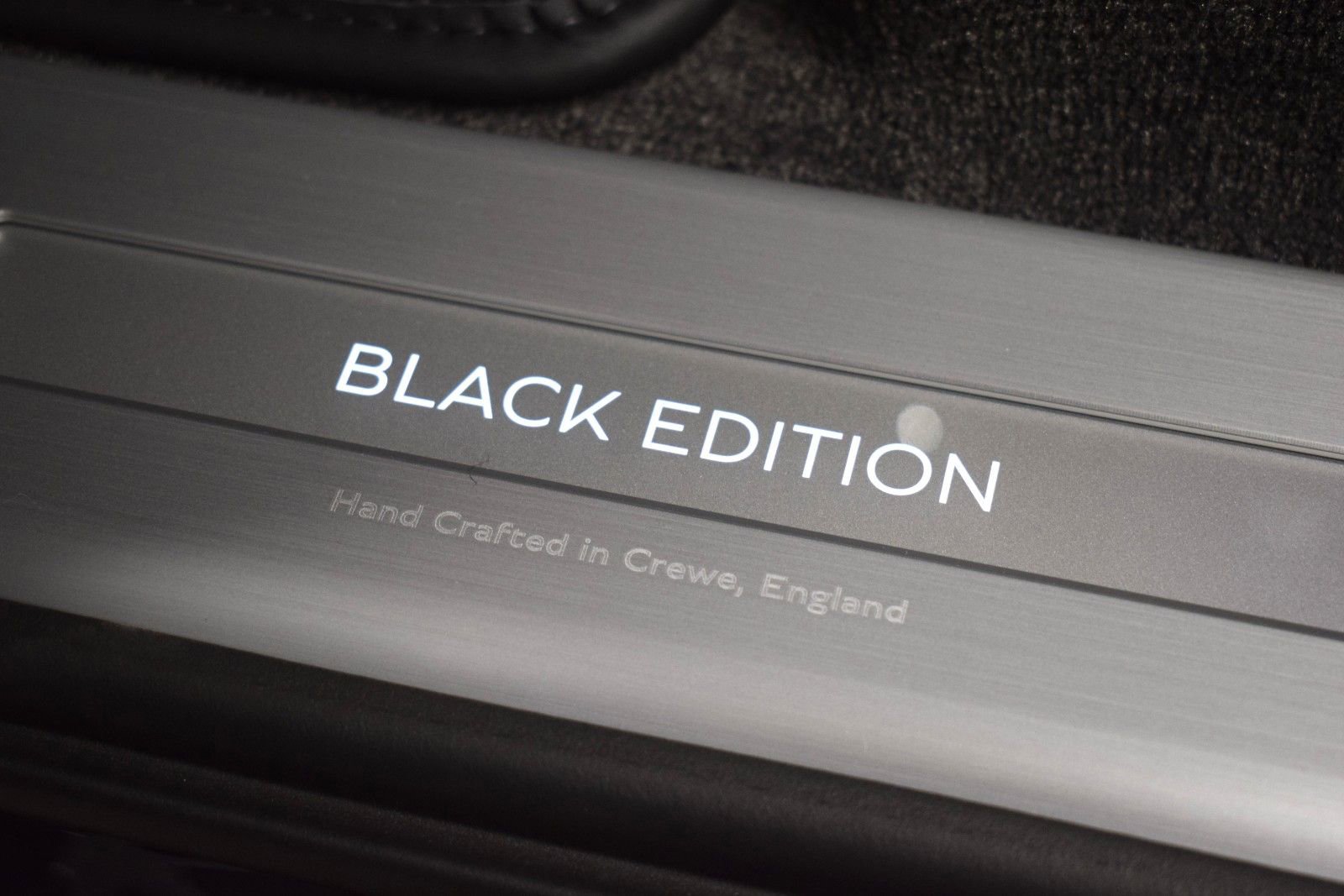 New 2025 Bentley Bentayga AWD/4WD image 40