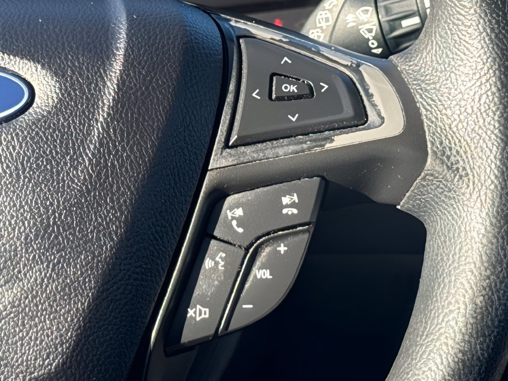 Used 2024 Ford Edge SE w/ Black Appearance Package AWD/4WD image 16