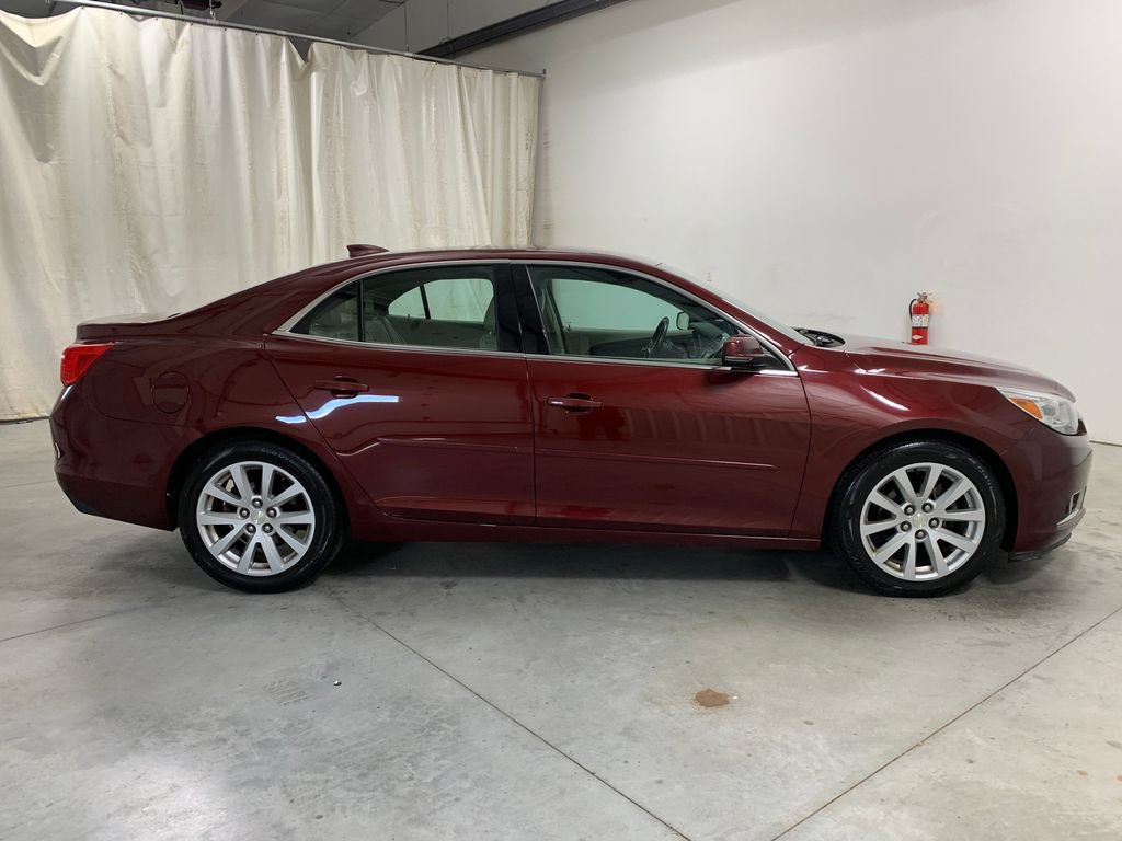 Used 2015 Chevrolet Malibu LT w/ Leather Package FWD image 24