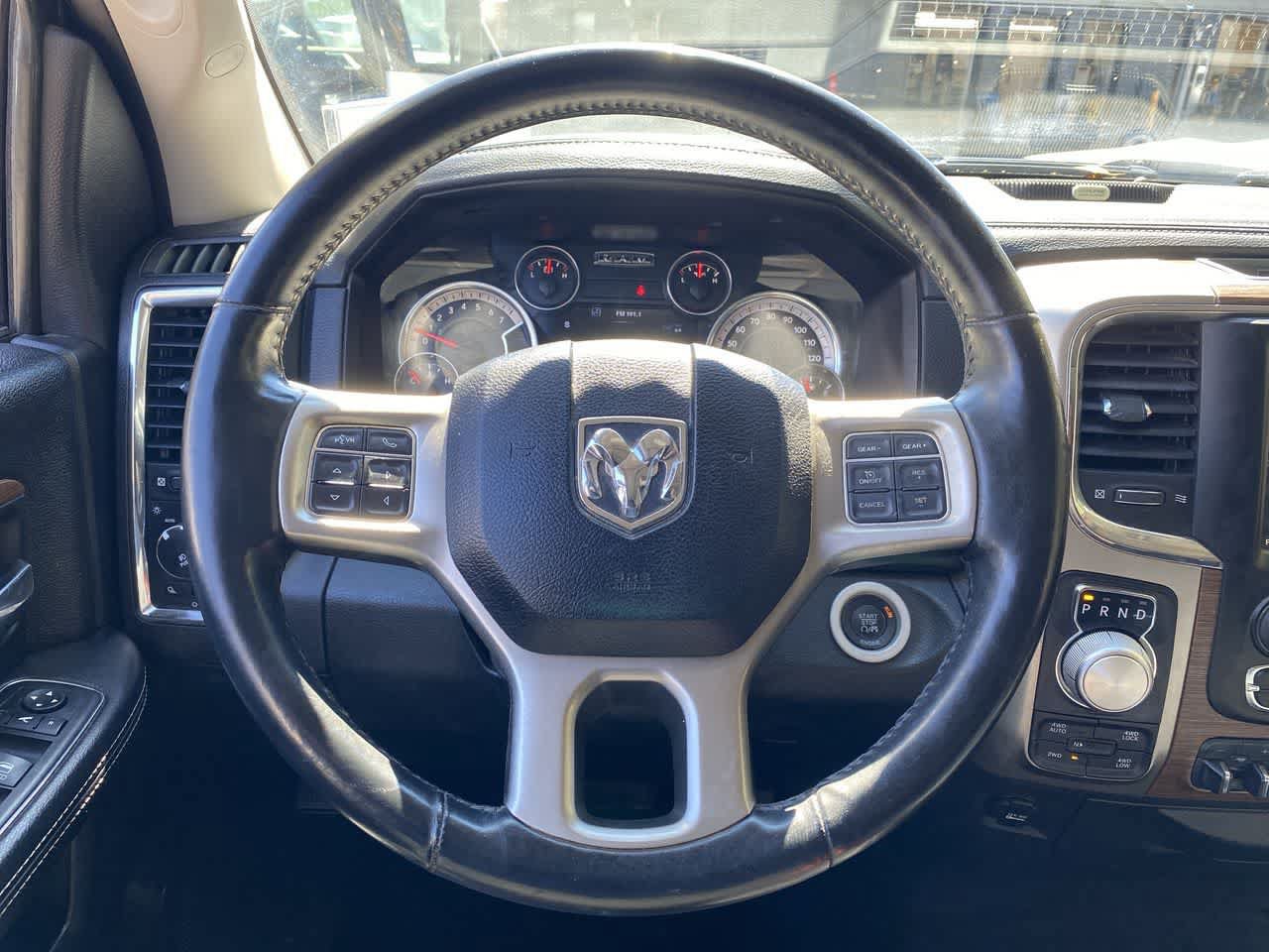 Used 2014 RAM 1500 Laramie w/ Convenience Group AWD/4WD image 18
