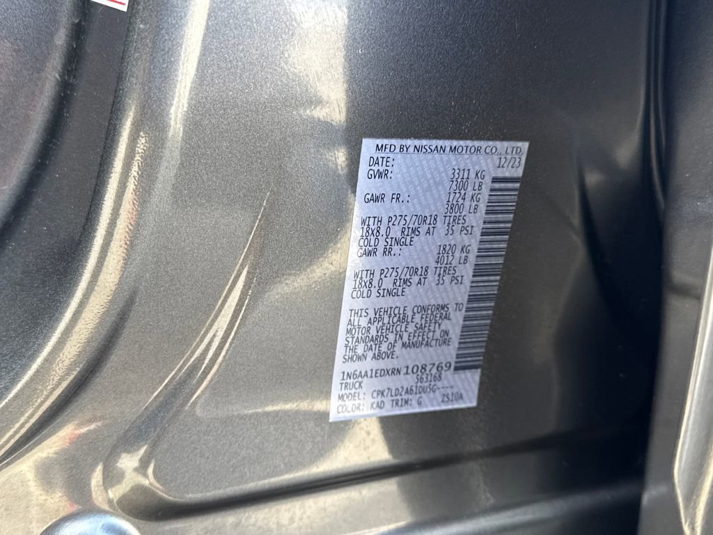 Used 2024 Nissan Titan PRO-4X w/ Pro-4x Convenience Package image 31