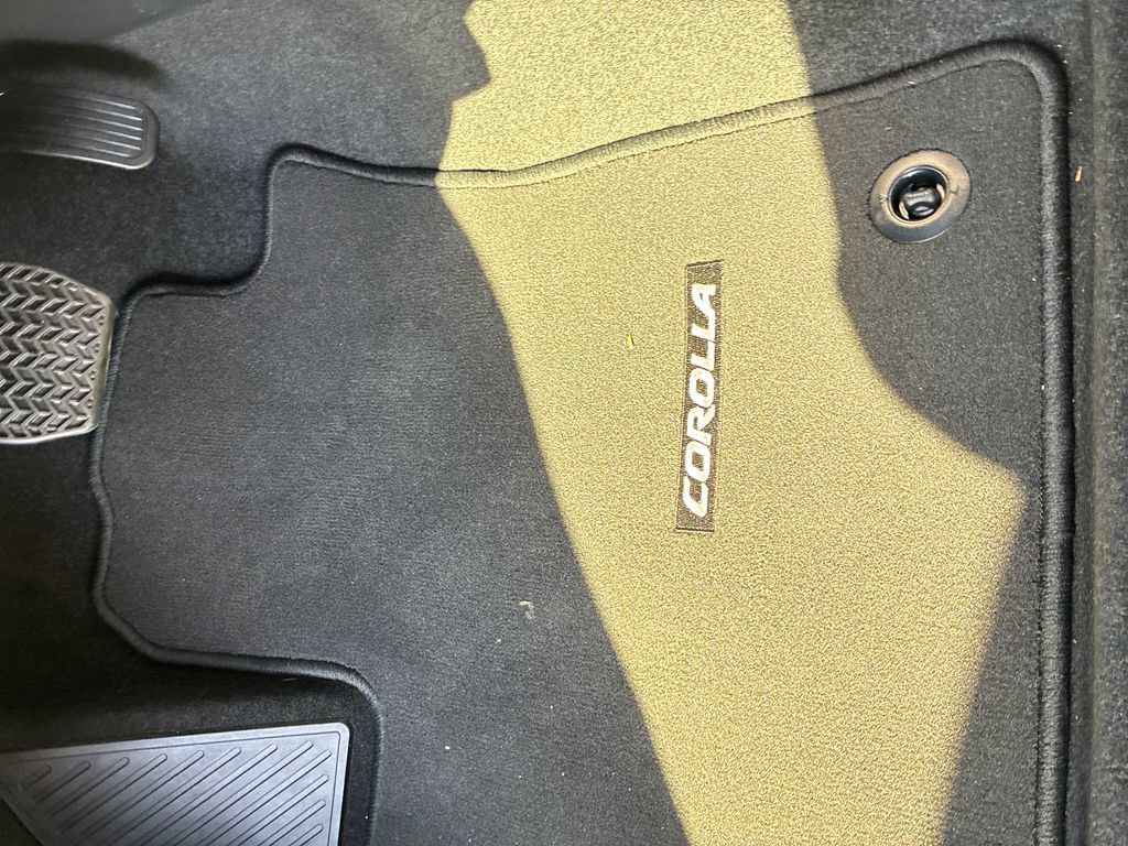 New 2026 Toyota Corolla SE image 40