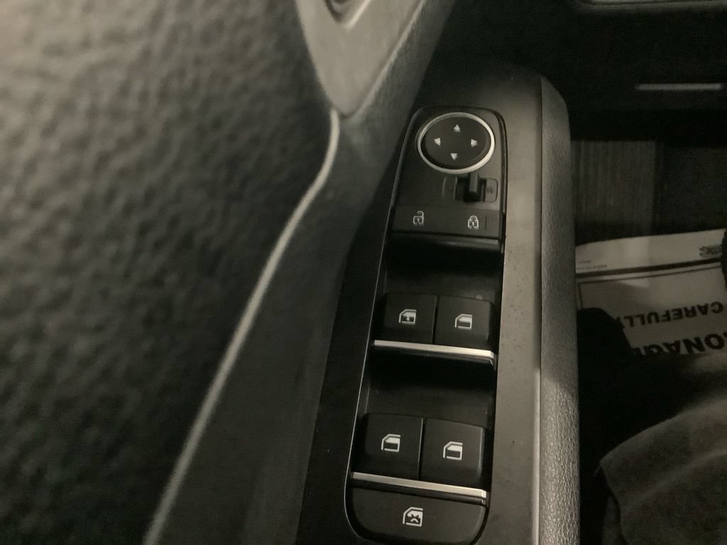Used 2023 Kia Soul LX FWD image 14