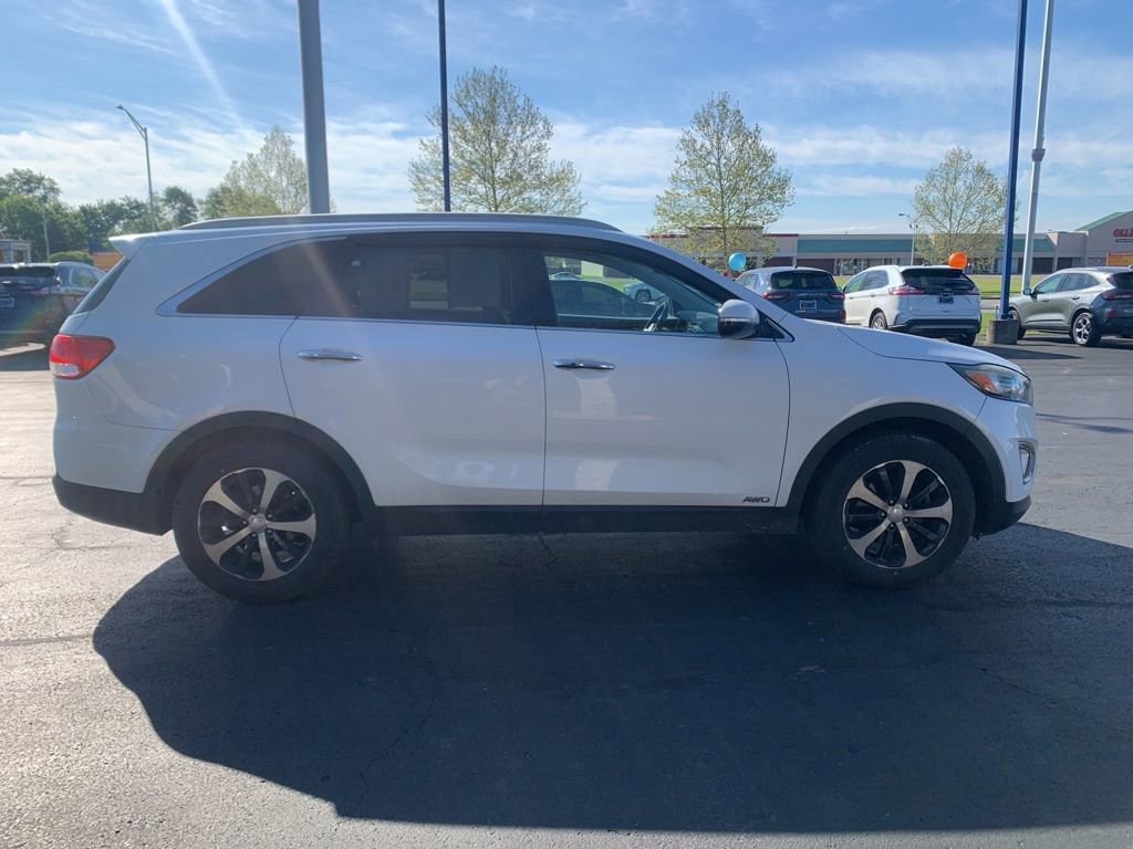 Used 2016 Kia Sorento EX w/ EX Premium Package AWD/4WD image 2