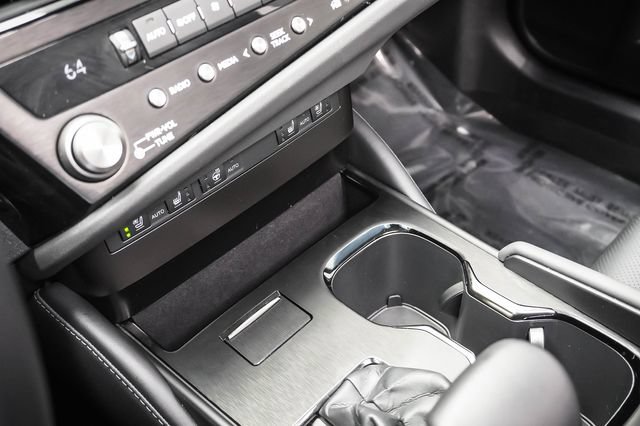 Certified 2025 Lexus ES 350 w/ Premium Package FWD image 16