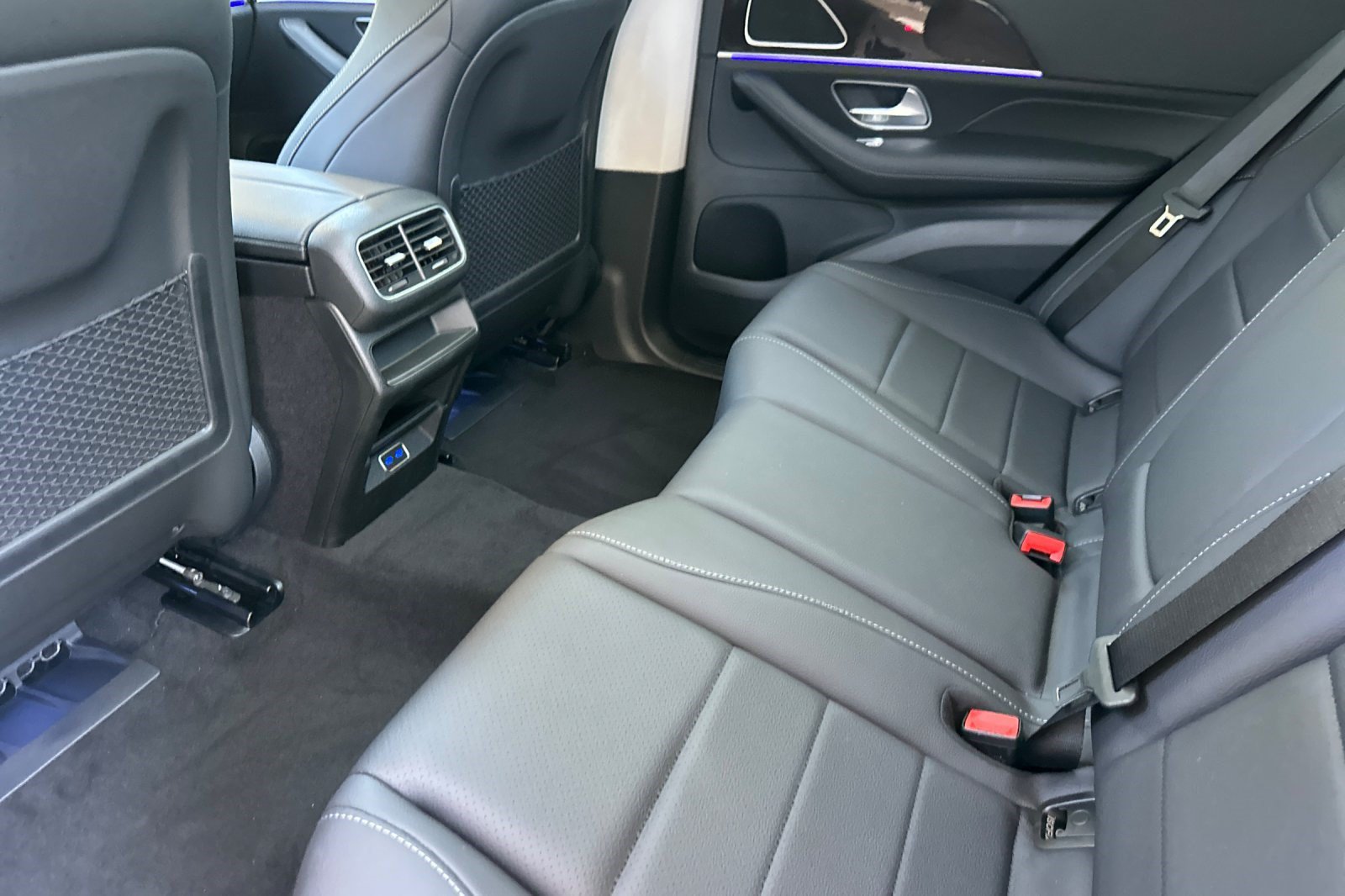 New 2026 Mercedes-Benz GLE 450e 4MATIC image 21