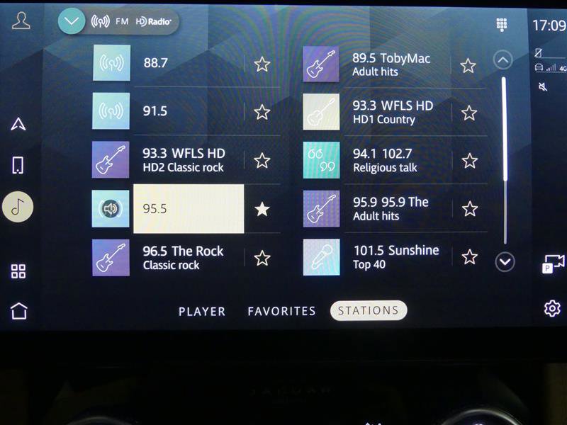 Used 2023 Jaguar F-PACE S image 13