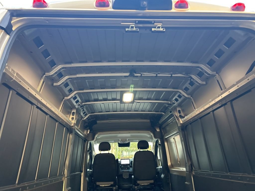 New 2026 RAM ProMaster 2500 w/ Premium Convenience Group FWD image 30