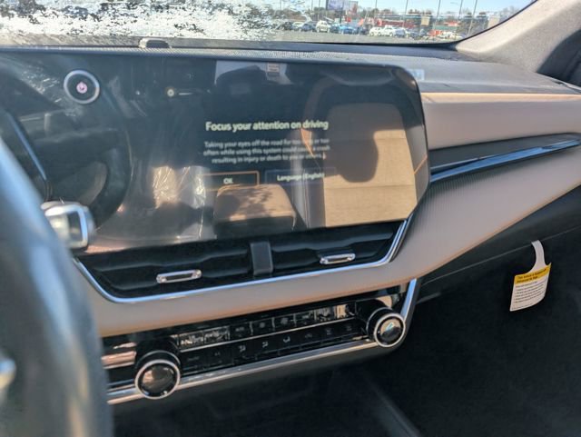 New 2026 Chevrolet Equinox ACTIV w/ Convenience Package III image 20