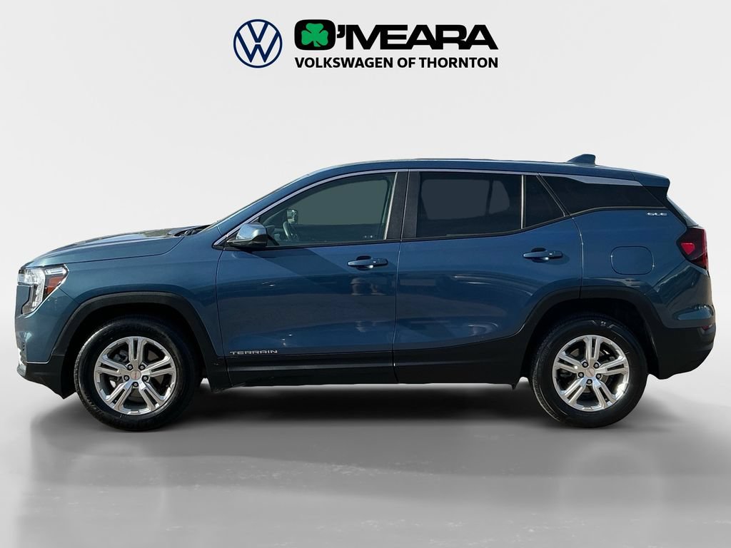 Used 2024 GMC Terrain SLE AWD/4WD image 2