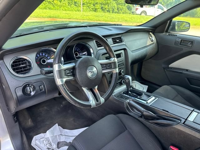 Used 2014 Ford Mustang Convertible RWD image 14