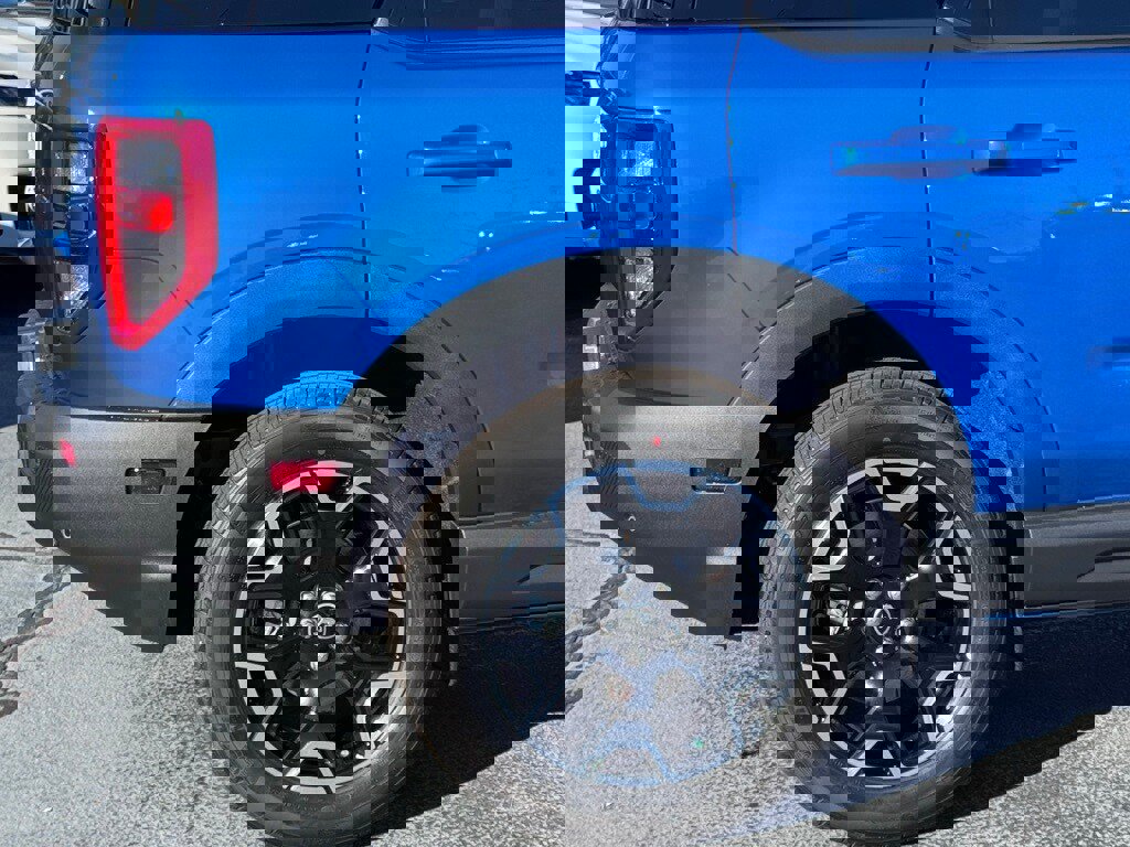 New 2025 Ford Bronco Sport Outer Banks image 38