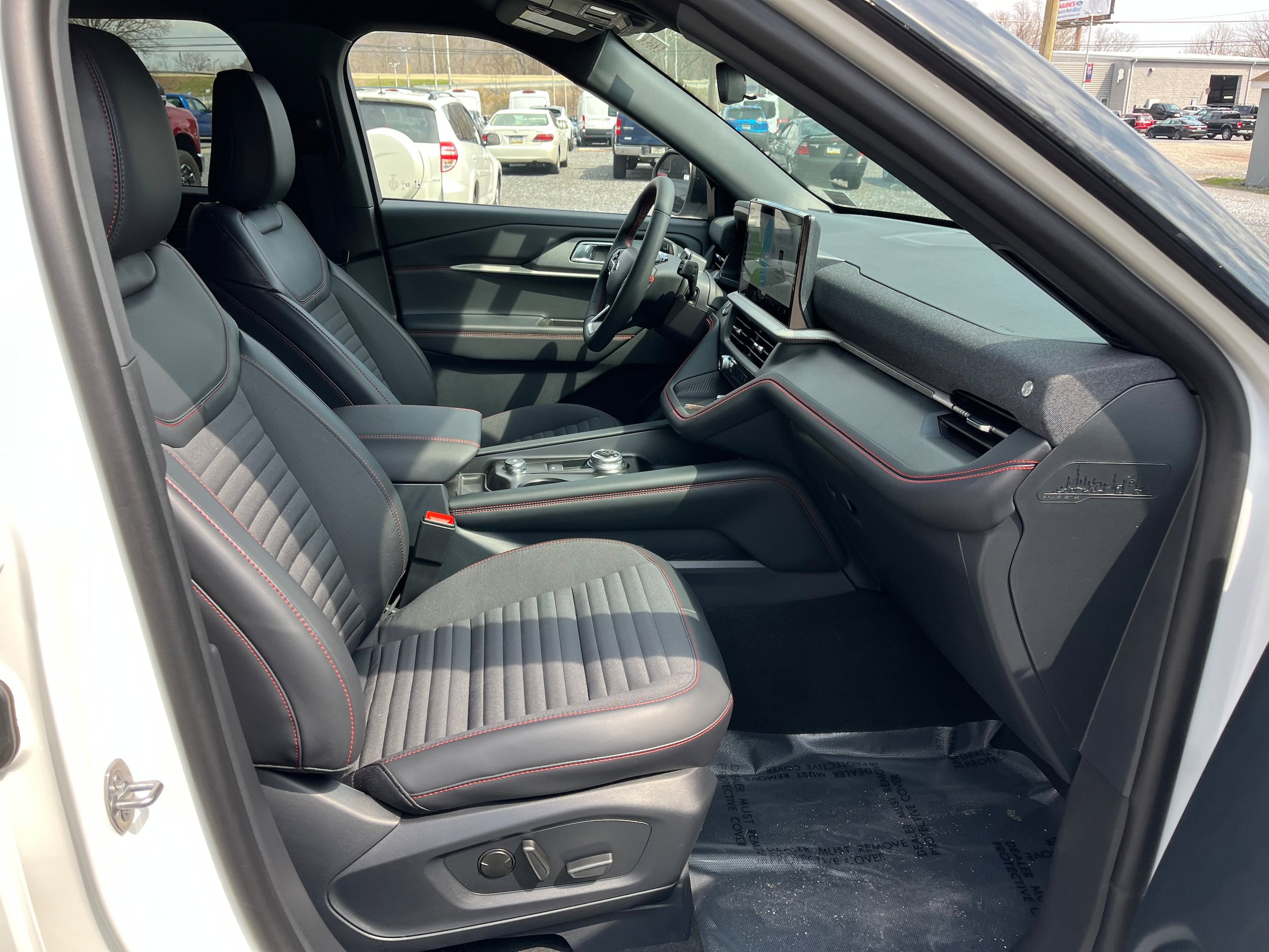 New 2026 Ford Explorer ST-Line image 6