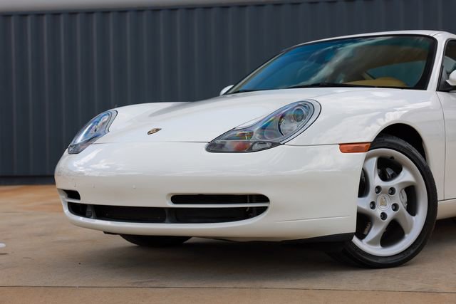 Used 2001 Porsche 911 Carrera 4 AWD/4WD image 29