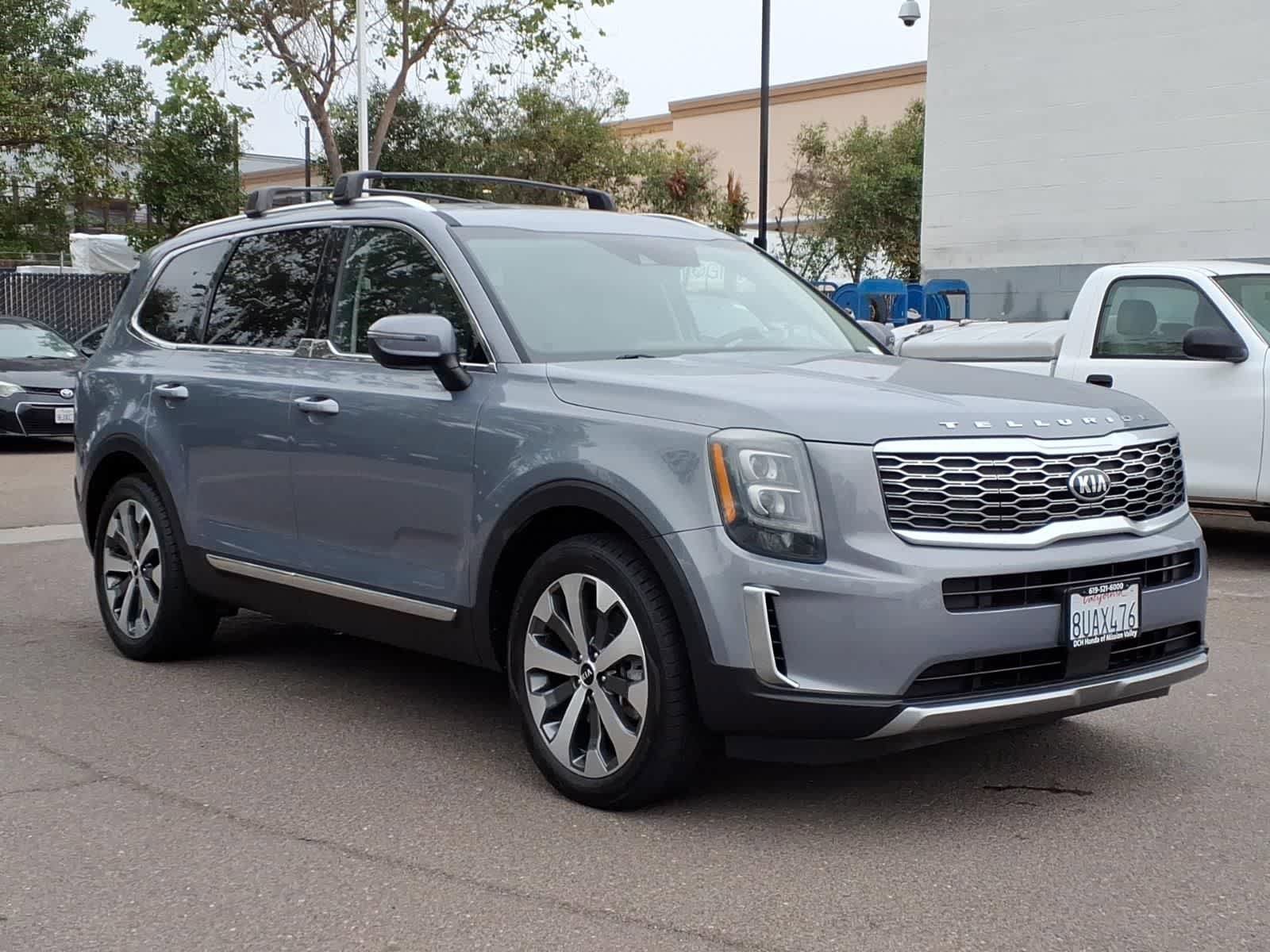 Used 2021 Kia Telluride EX w/ EX Premium Package AWD/4WD image 3