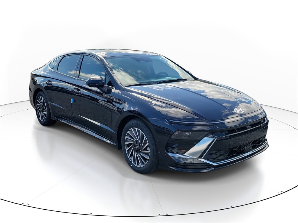 New 2025 Hyundai Sonata Limited image 1