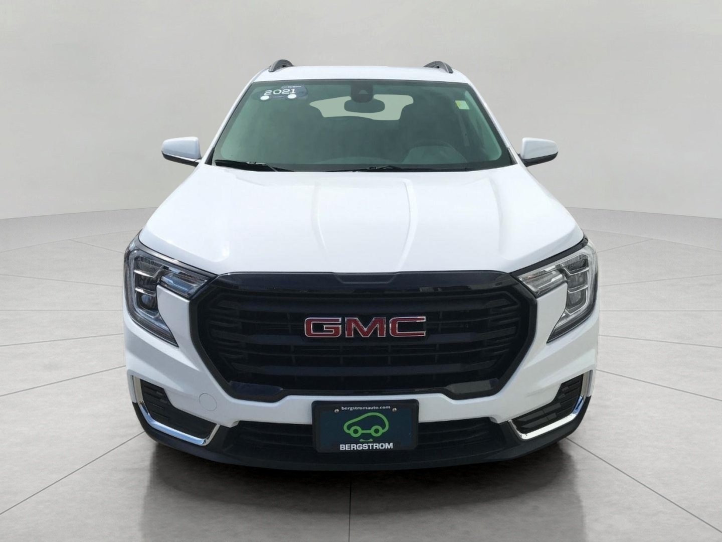 Certified 2024 GMC Terrain SLE w/ Driver Convenience Package AWD/4WD image 44
