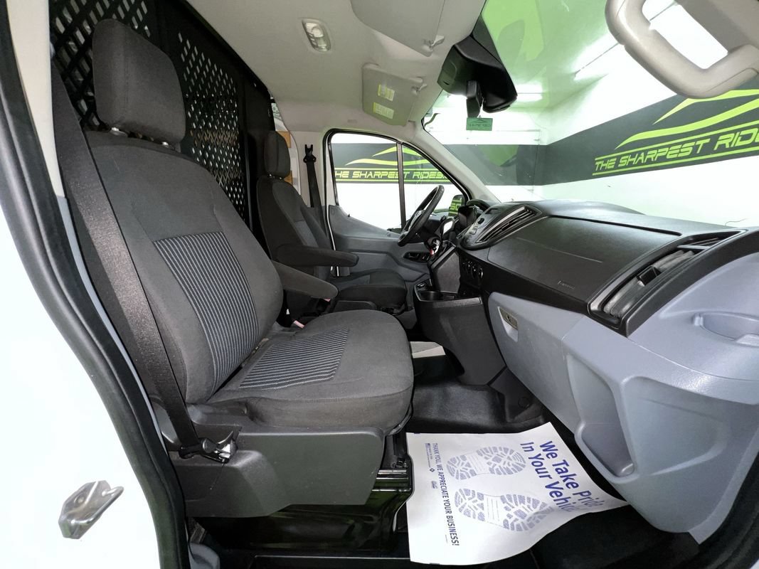 Used 2019 Ford Transit 250 130 Low Roof w/ Exterior Upgrade Package RWD image 26