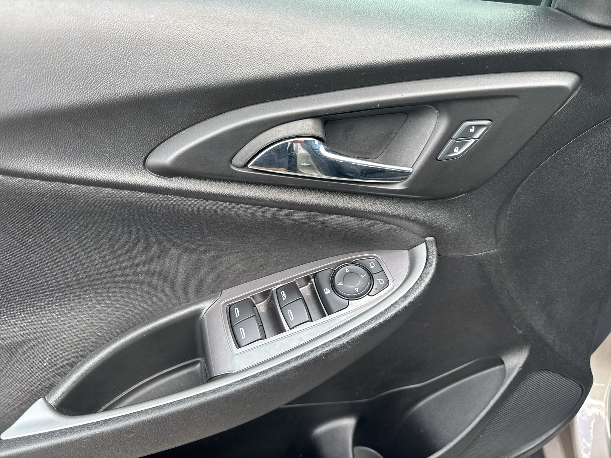 Used 2024 Chevrolet Malibu LT FWD image 20