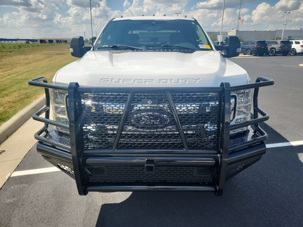 Used 2022 Ford F350 XLT w/ Snow Plow Prep Package AWD/4WD image 3