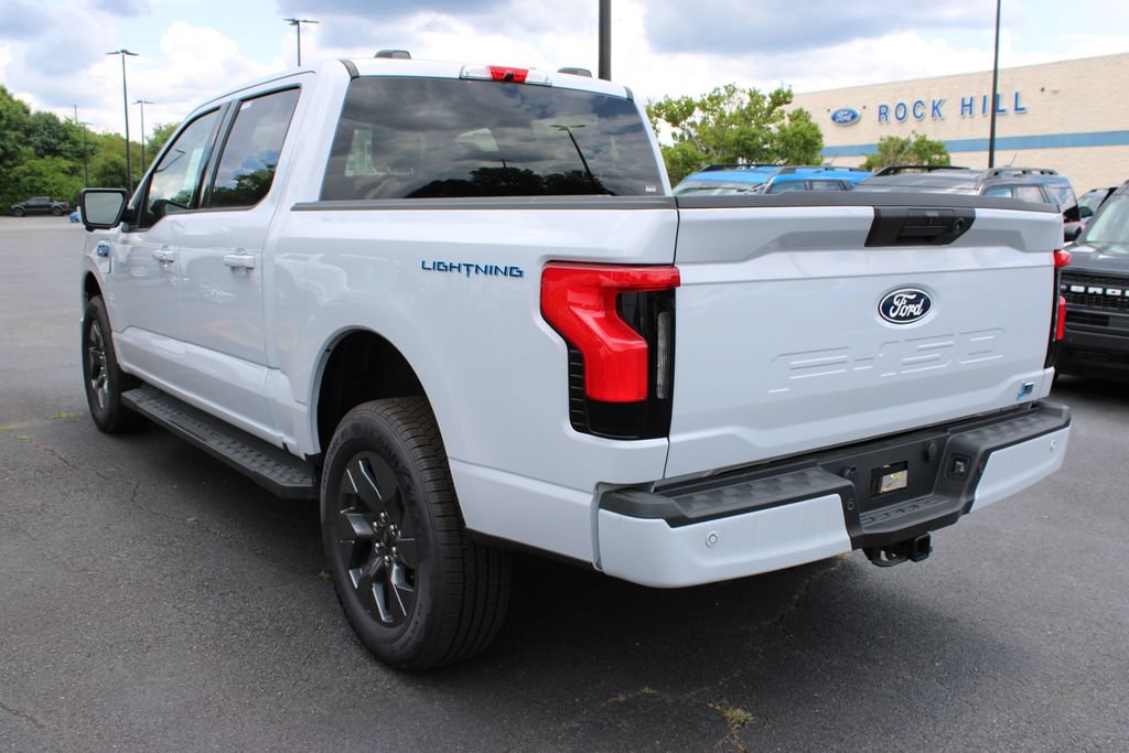 New 2025 Ford F150 Lightning Flash AWD/4WD image 16