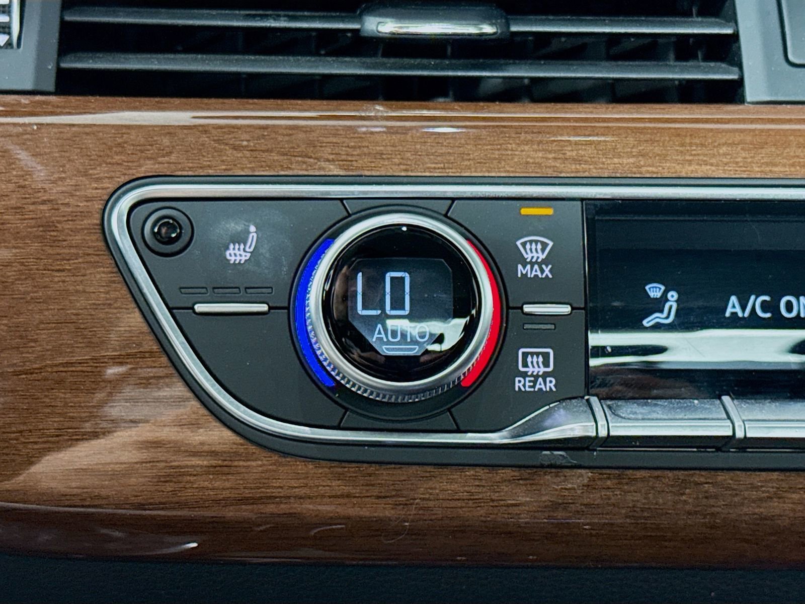 Certified 2023 Audi A4 2.0T Premium w/ Convenience Package image 19