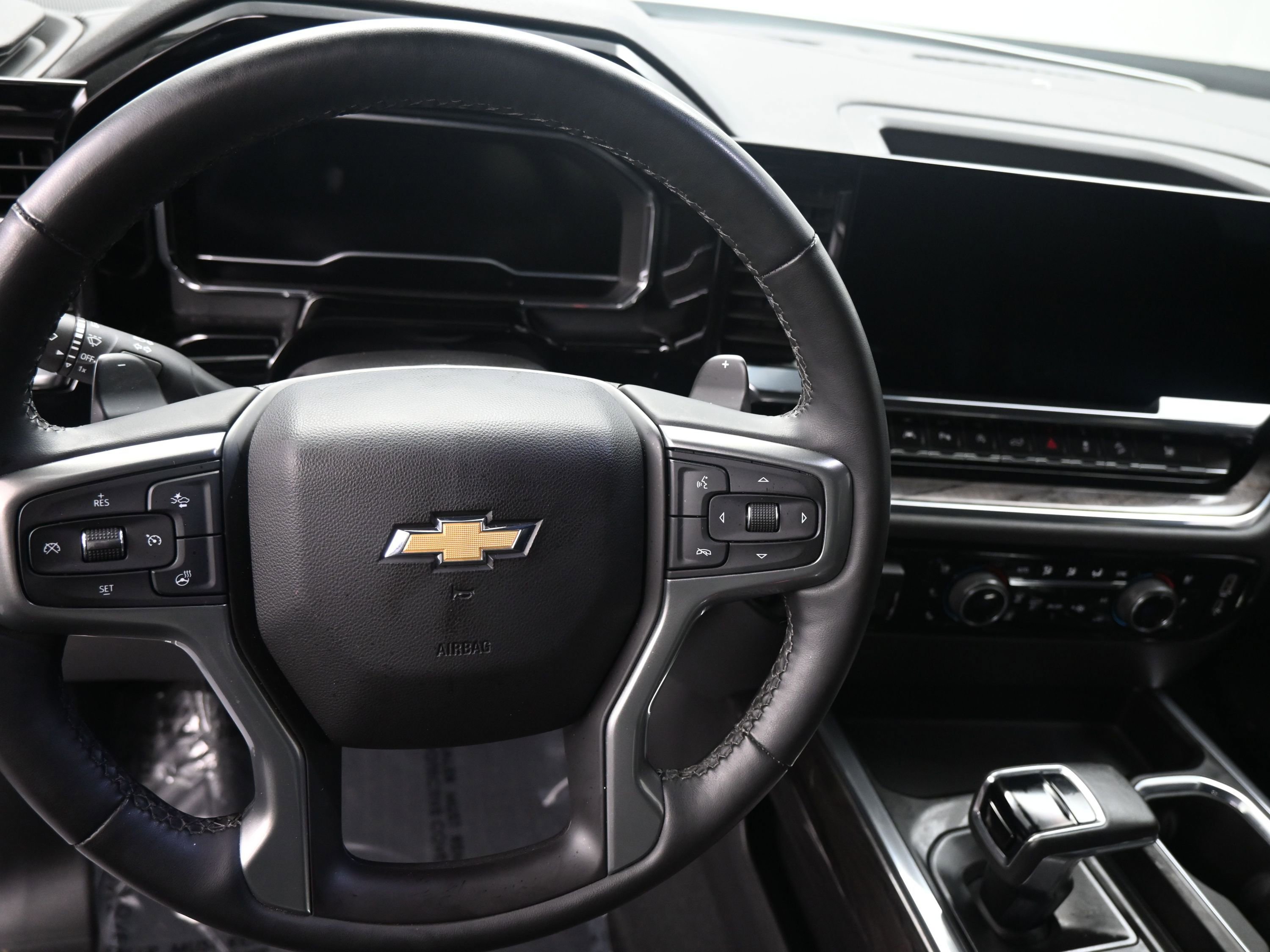 Certified 2023 Chevrolet Silverado 1500 LTZ w/ LTZ Convenience Package II image 14