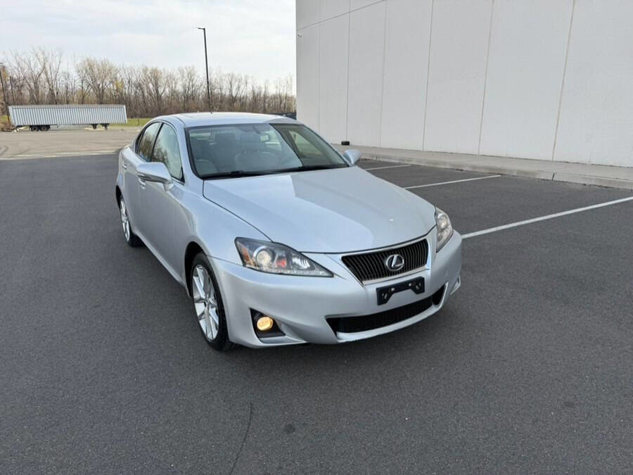 Used 2013 Lexus IS 250 AWD w/ Premium Pkg image 4