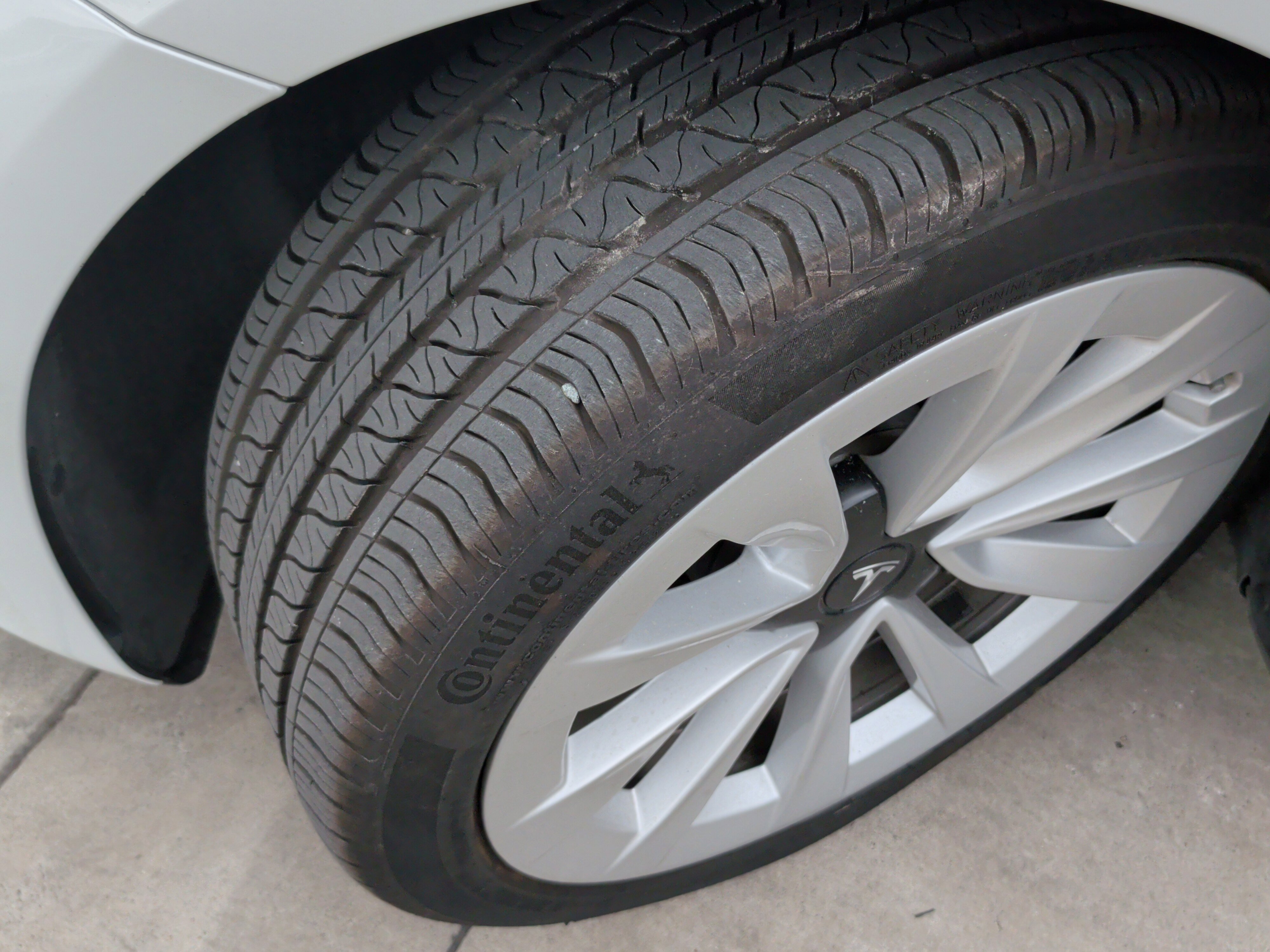 Used 2021 Tesla Model 3 Standard Range Plus image 8