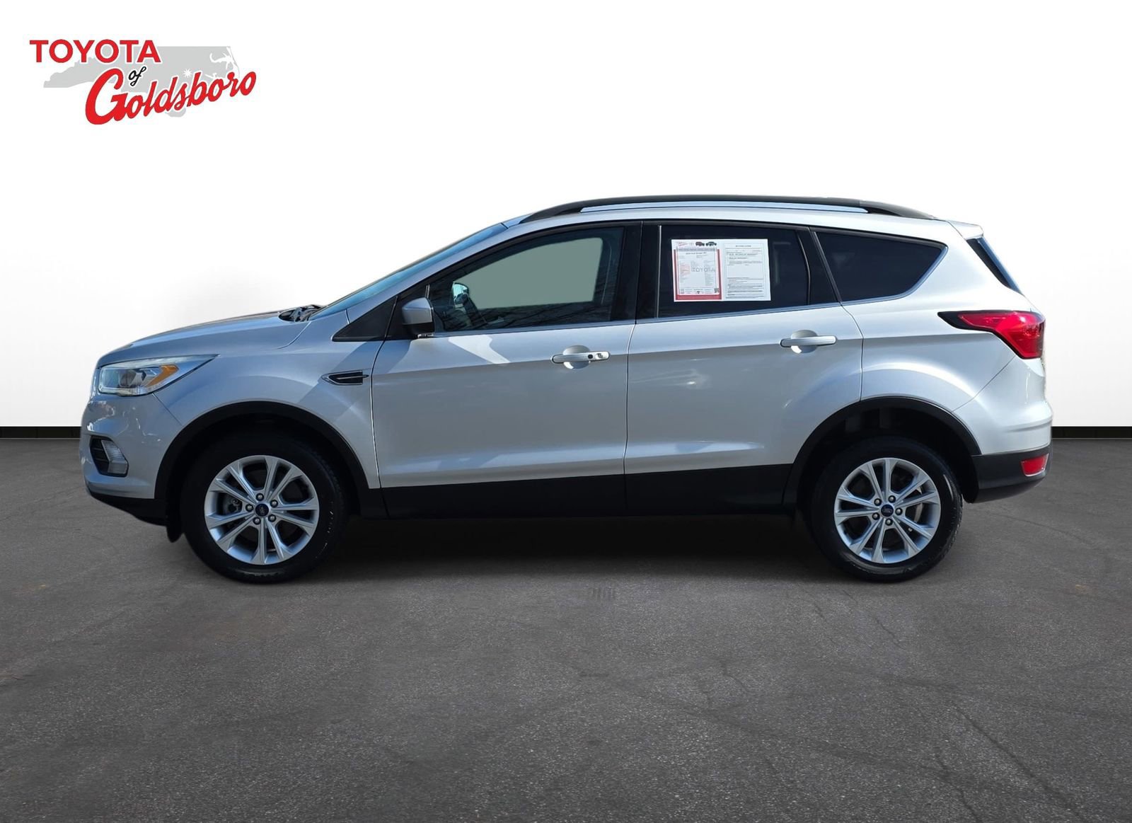 Used 2019 Ford Escape SEL image 8