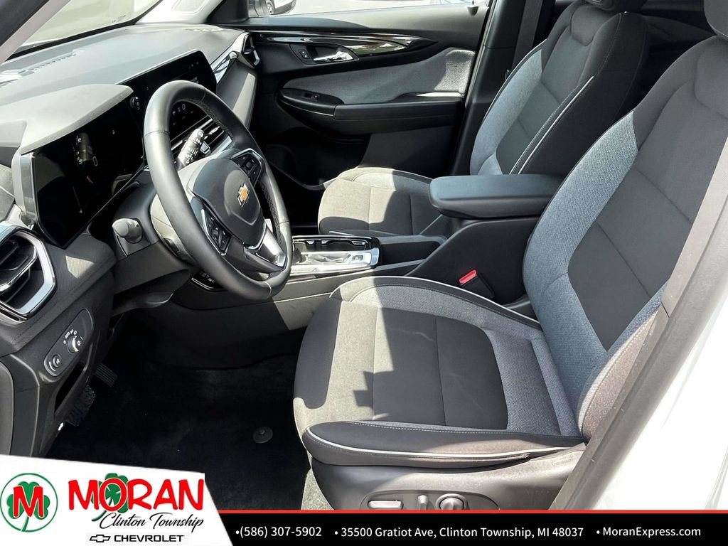 Certified 2024 Chevrolet TrailBlazer LT w/ Convenience Package FWD image 15