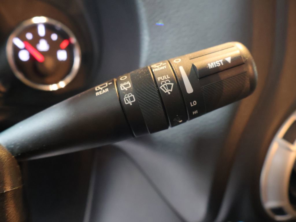 Used 2017 Jeep Wrangler Unlimited Sahara w/ Connectivity Group image 33