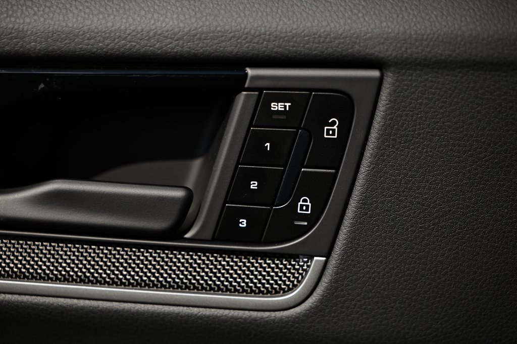 New 2026 Porsche Cayenne S image 20