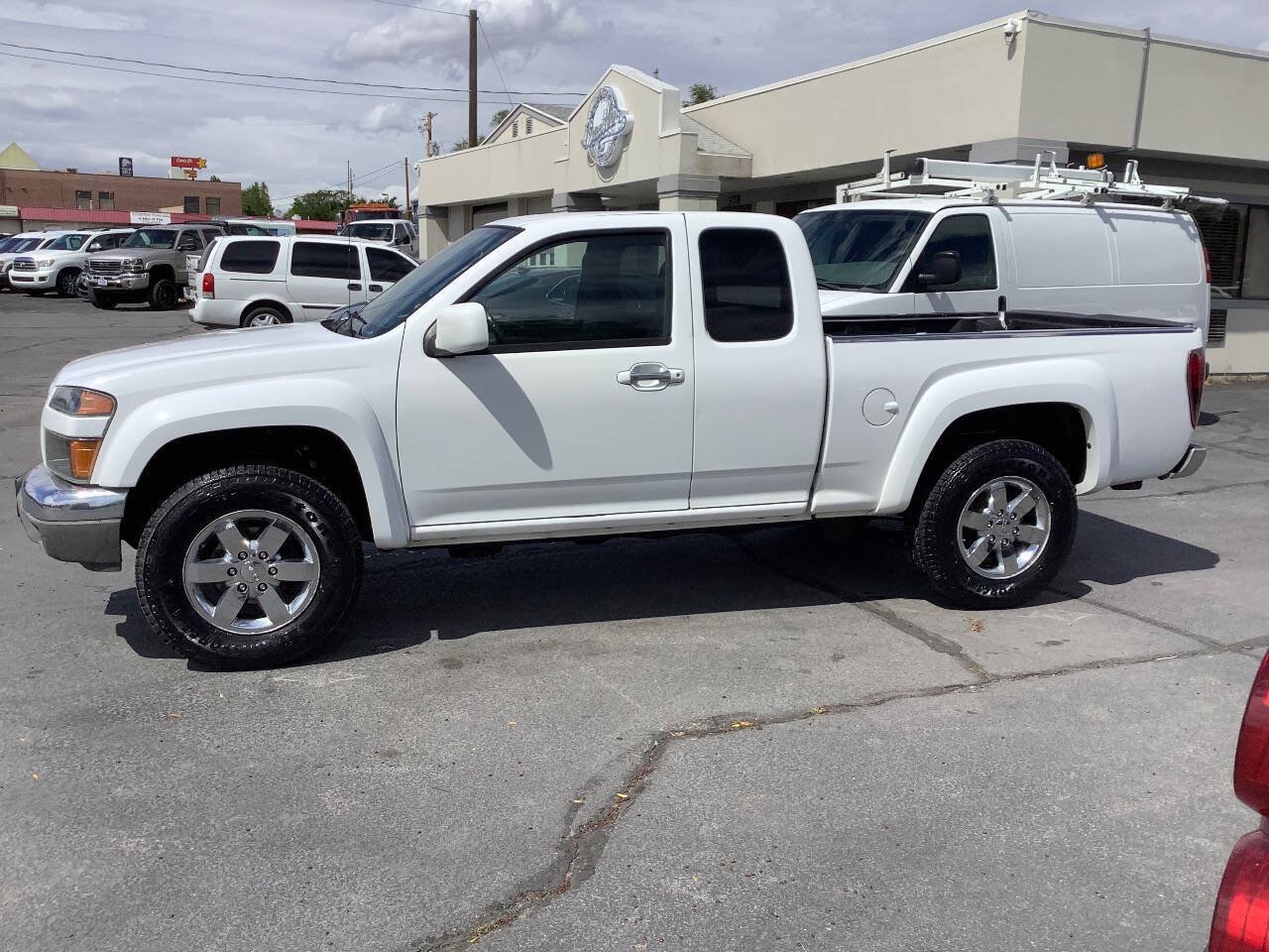 Used 2011 GMC Canyon SLE AWD/4WD image 19